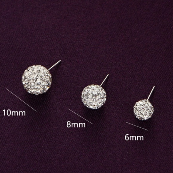 3 Pairs of Silver Cluster Studs - Picture 5 of 8